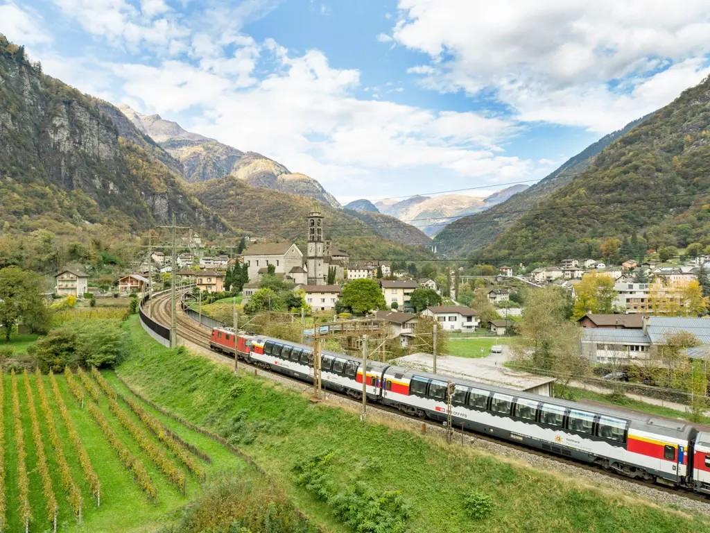 Image 1 - Gotthard Panorama Express