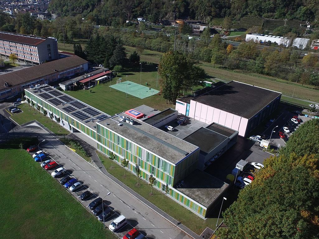 Image 1 - 