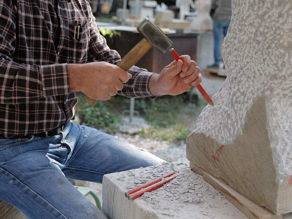 Image 7 - Centro Internazionale di Scultura di Peccia