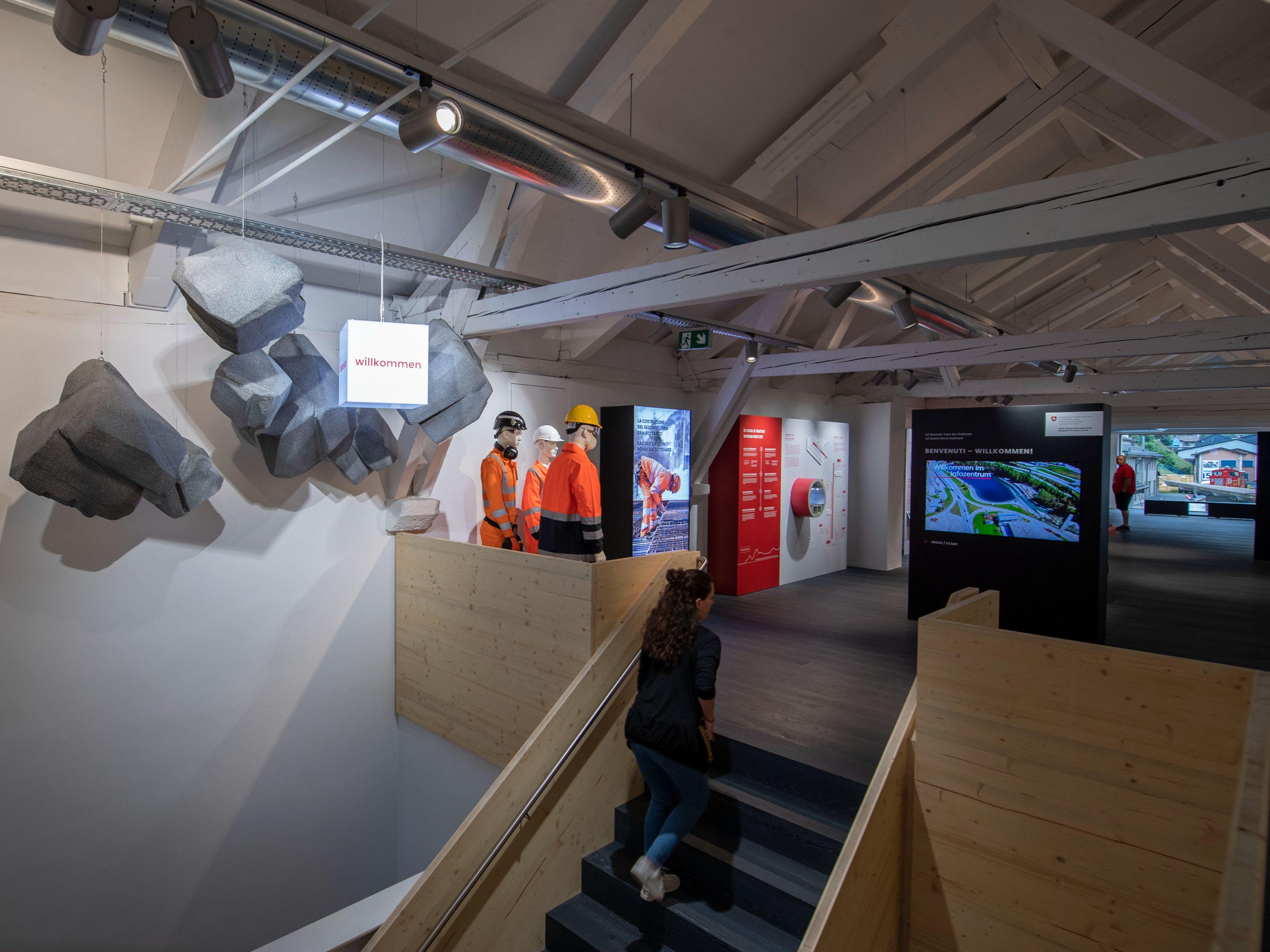 Image 18 - Infocentro USTRA Airolo