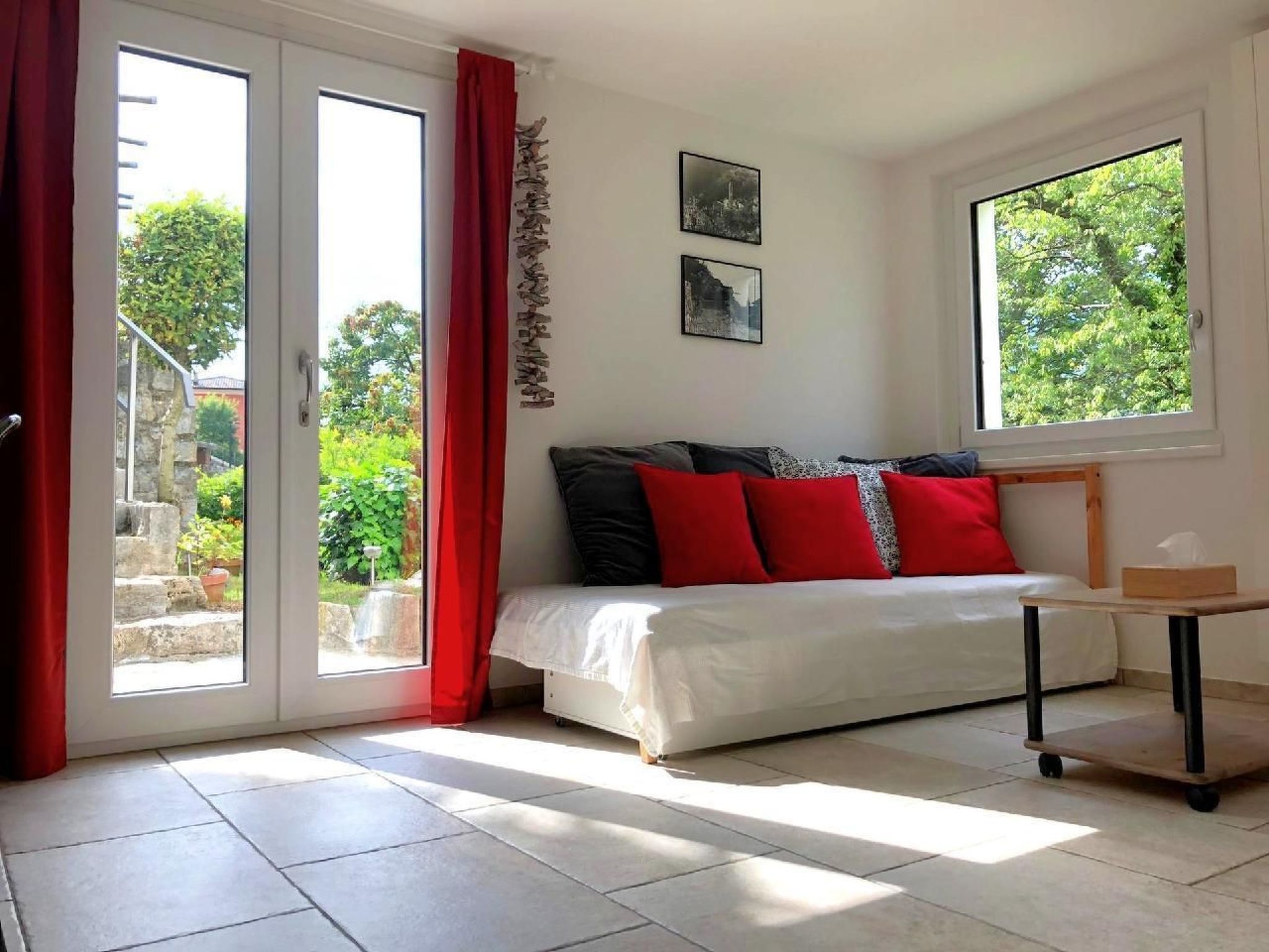 Image 0 - mit Bergblick