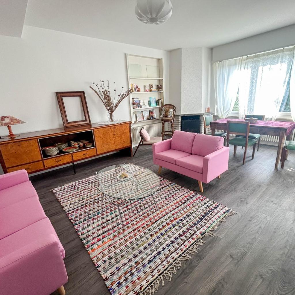 Image 0 - Cozy apartment with terrace