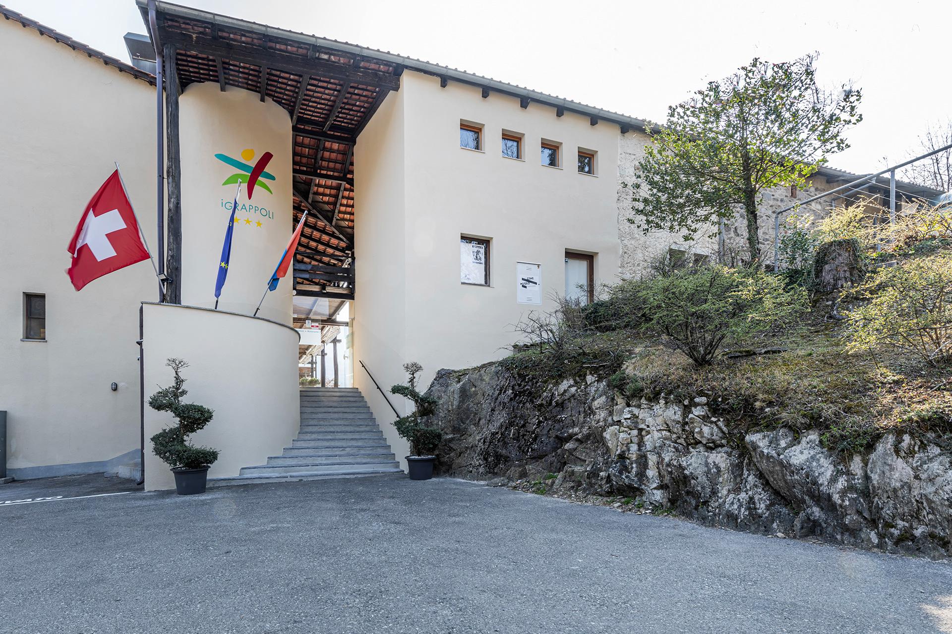 Image 1 - Hotel Ristorante iGrappoli