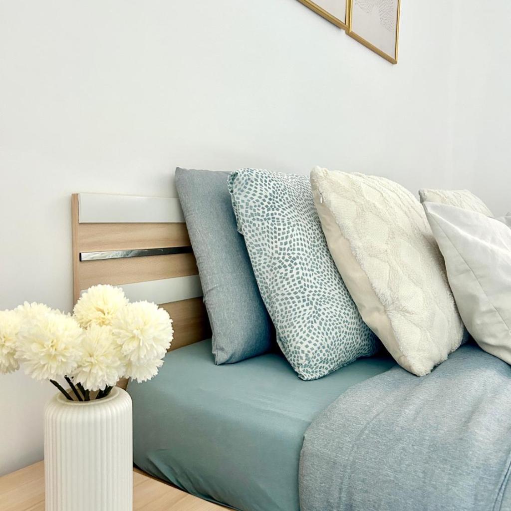 Image 0 - The Lakeside Apartment - Strategic position!