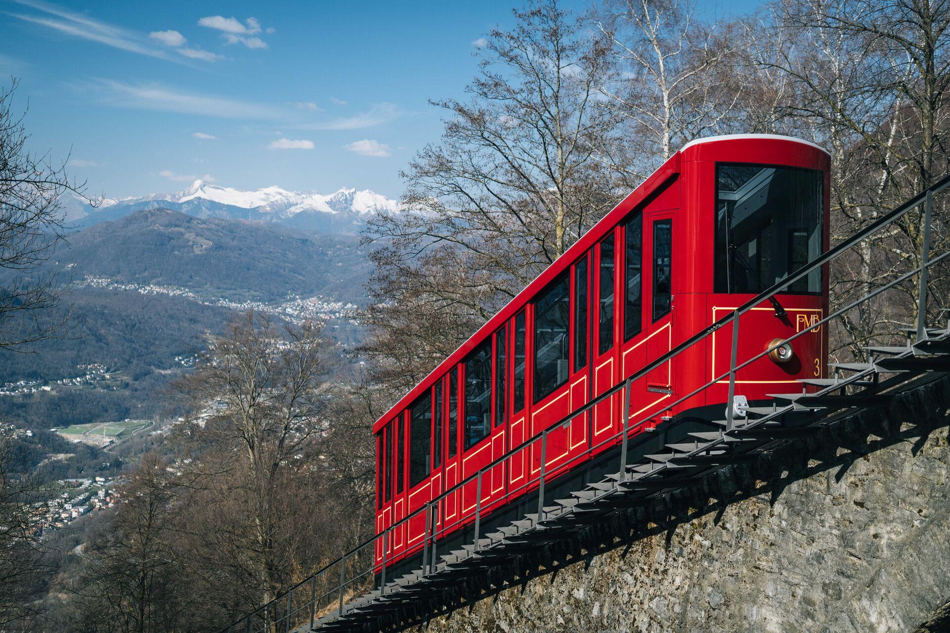 Image 4 - Cassarate – Monte Brè Cable Car