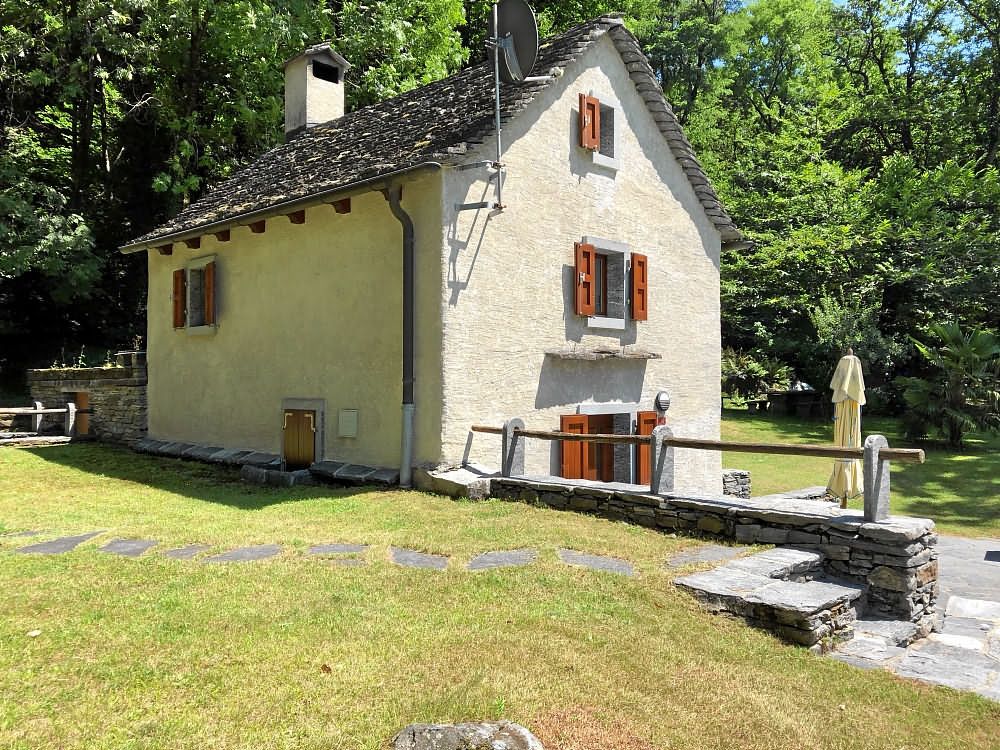 Image 0 - 3 room Rustico 'Ca' in Preonz' 10, 6678 Giumaglio, Valle Maggia