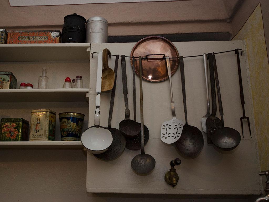 Image 4 - 