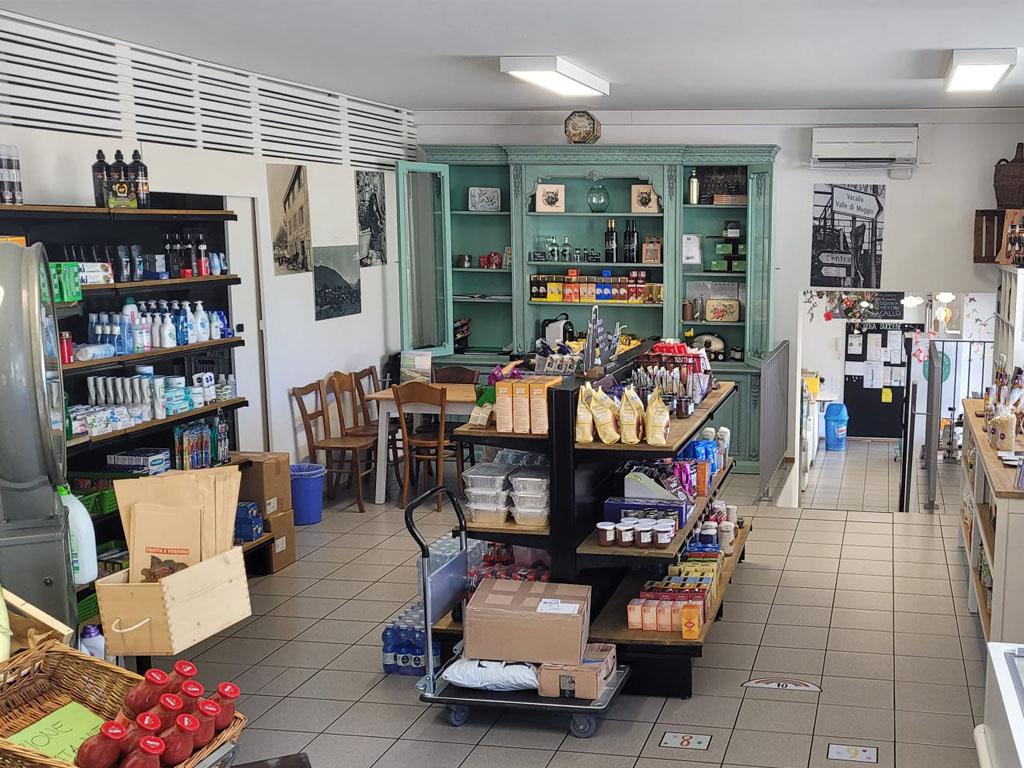 Image 2 - La Credenza