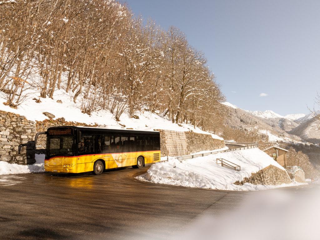 Image 2 - Unterwegs mit dem Postauto