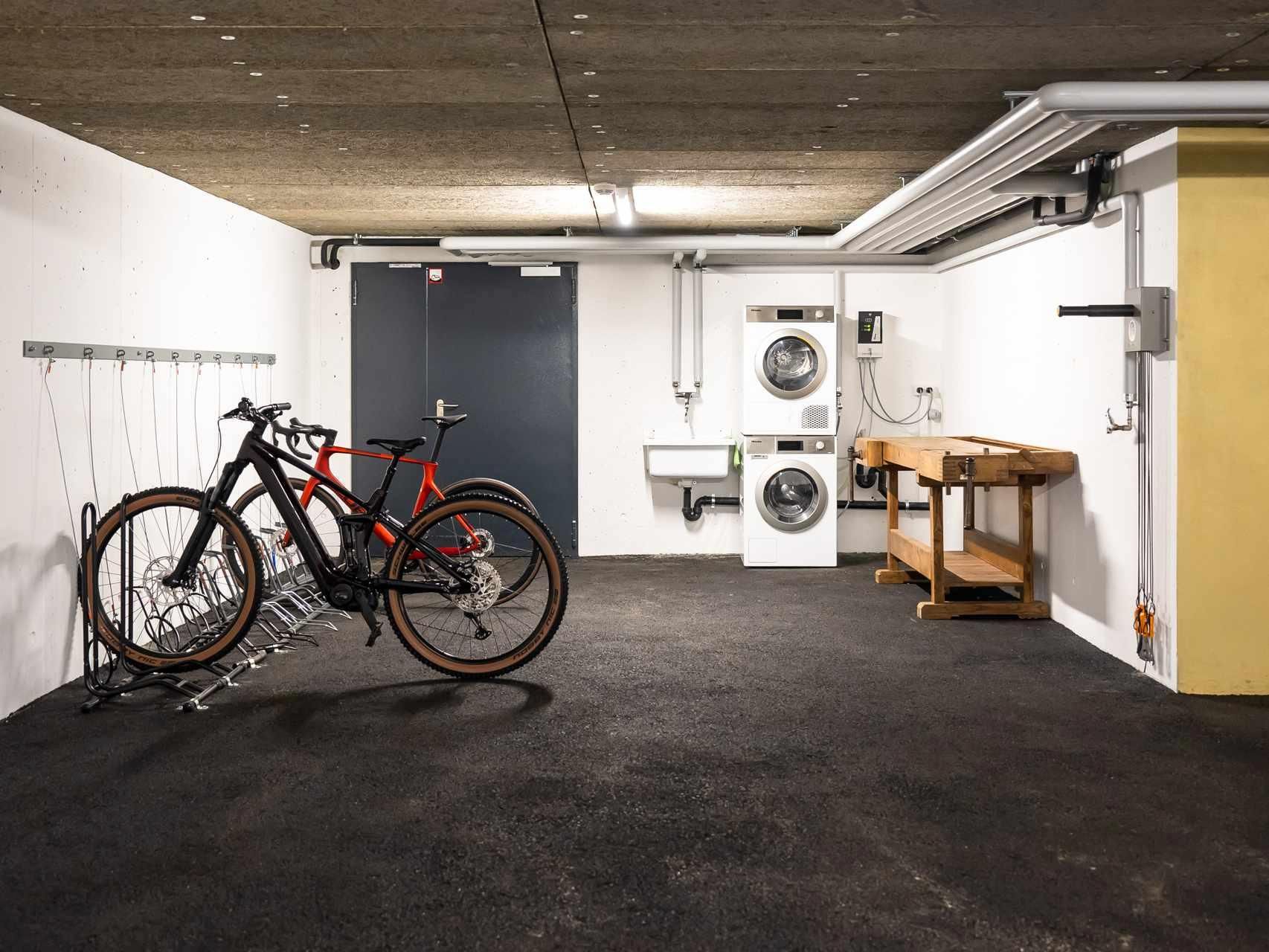 Image 8 - 6532 Smart Hotel