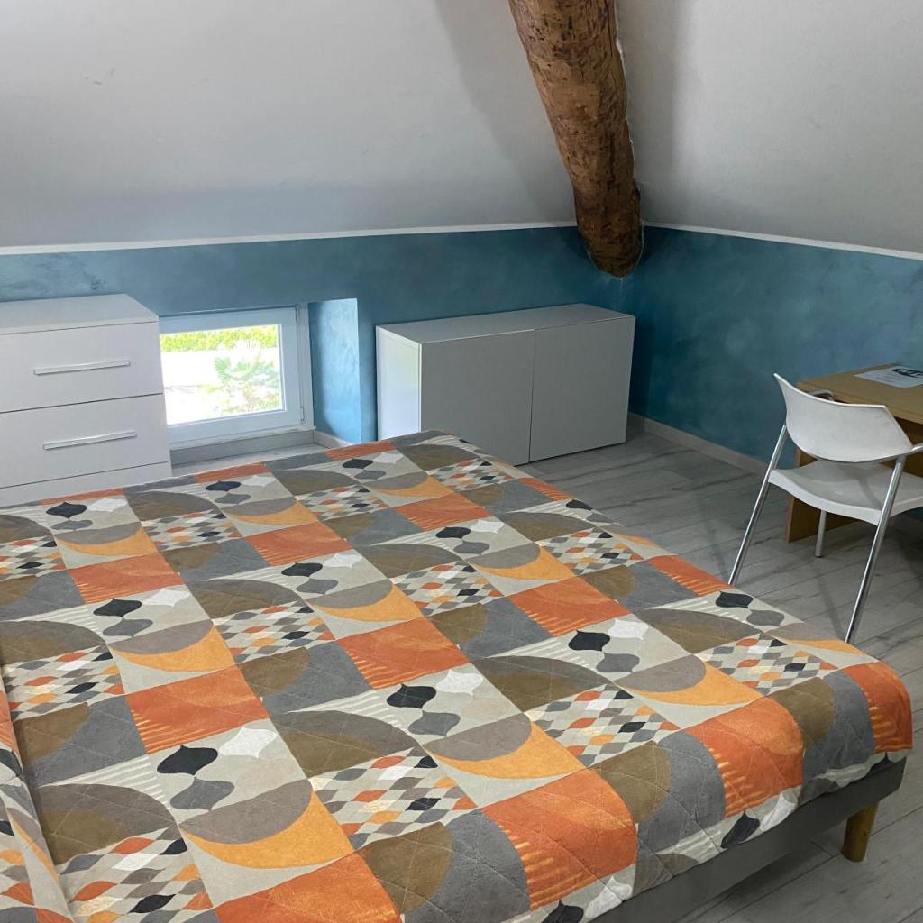 Image 0 - Pluto Centrale