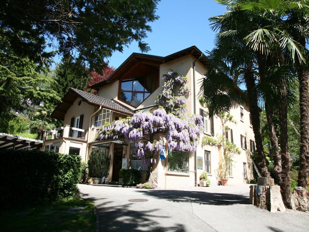 Image 1 - Ostello per la Gioventù Lugano Savosa