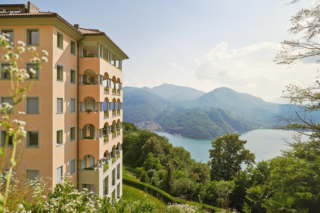 Image 2 - Resort Collina d'Oro
