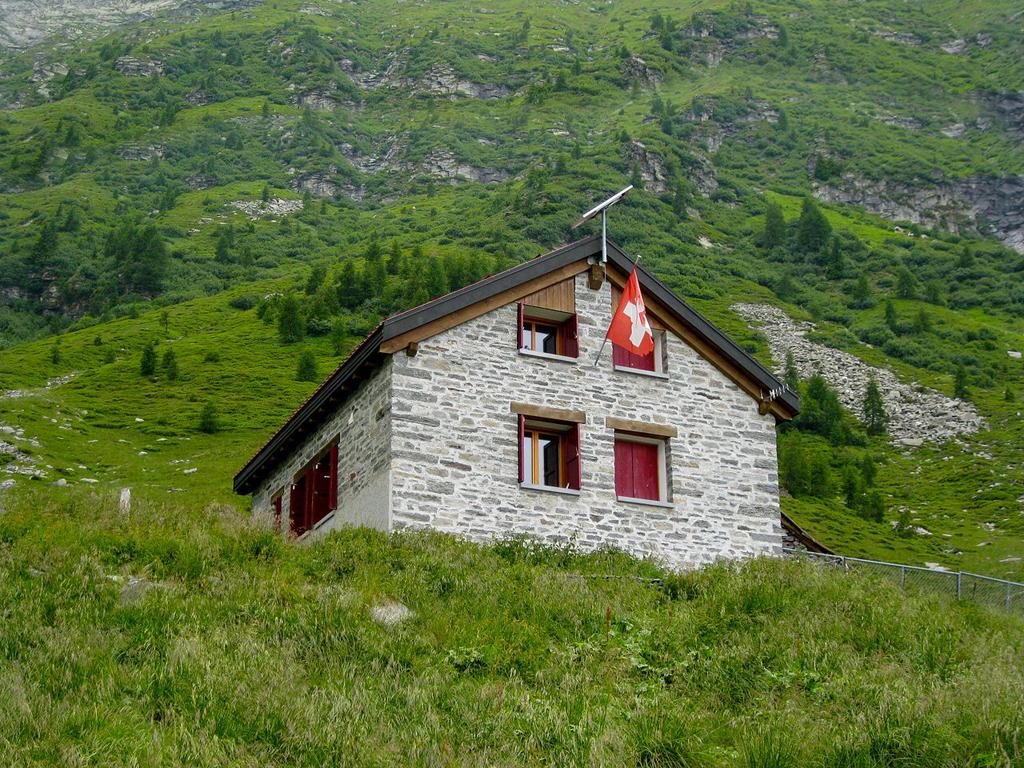 Image 1 - Capanna Lèis