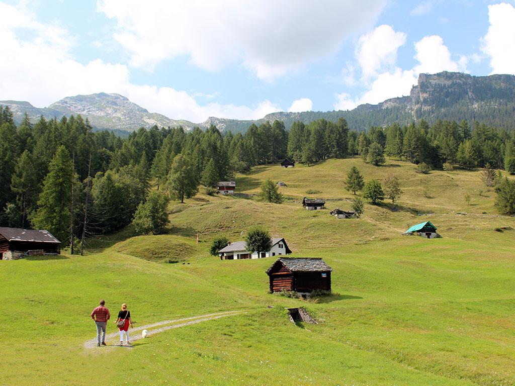 Image 1 - Berghütte La Reggia