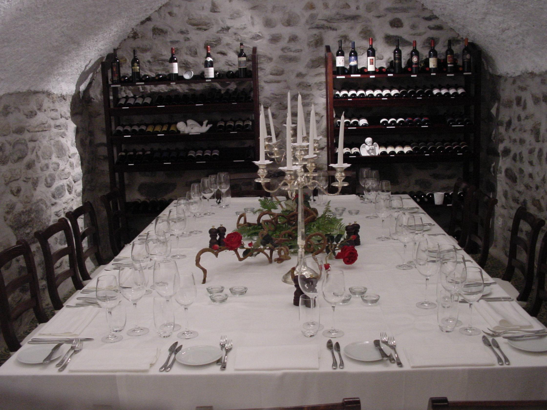 Image 0 - Ristorante Da Valentino