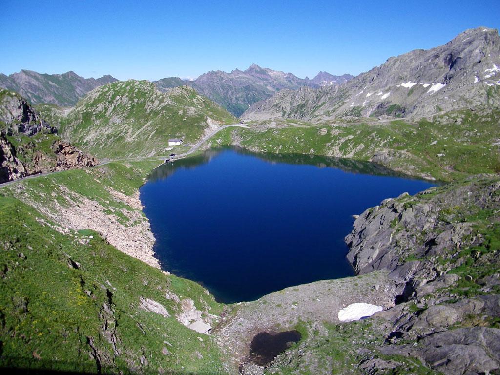 Image 2 - Laghetti attorno a Robiei