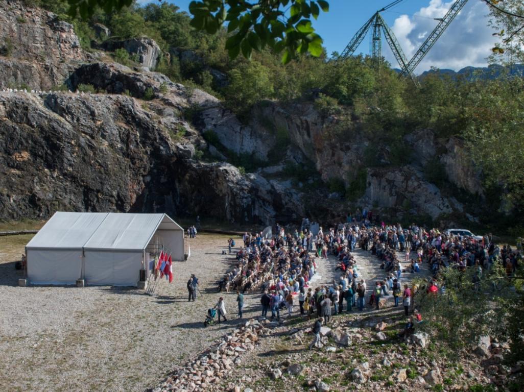 Image 1 - Cave di Arzo