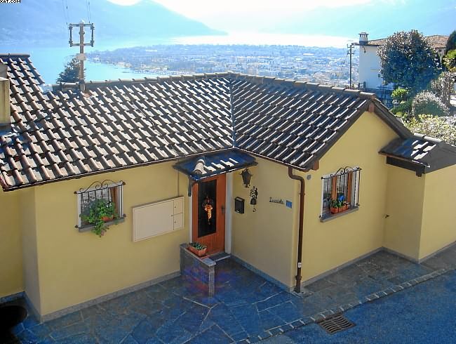 Image 0 - 2,5 room holiday house 'Lucciola', Via Panoramica 11, Brione sopra Minusio