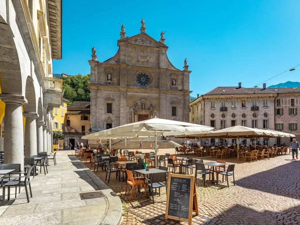 Image 5 - Sweet bites, good vibes