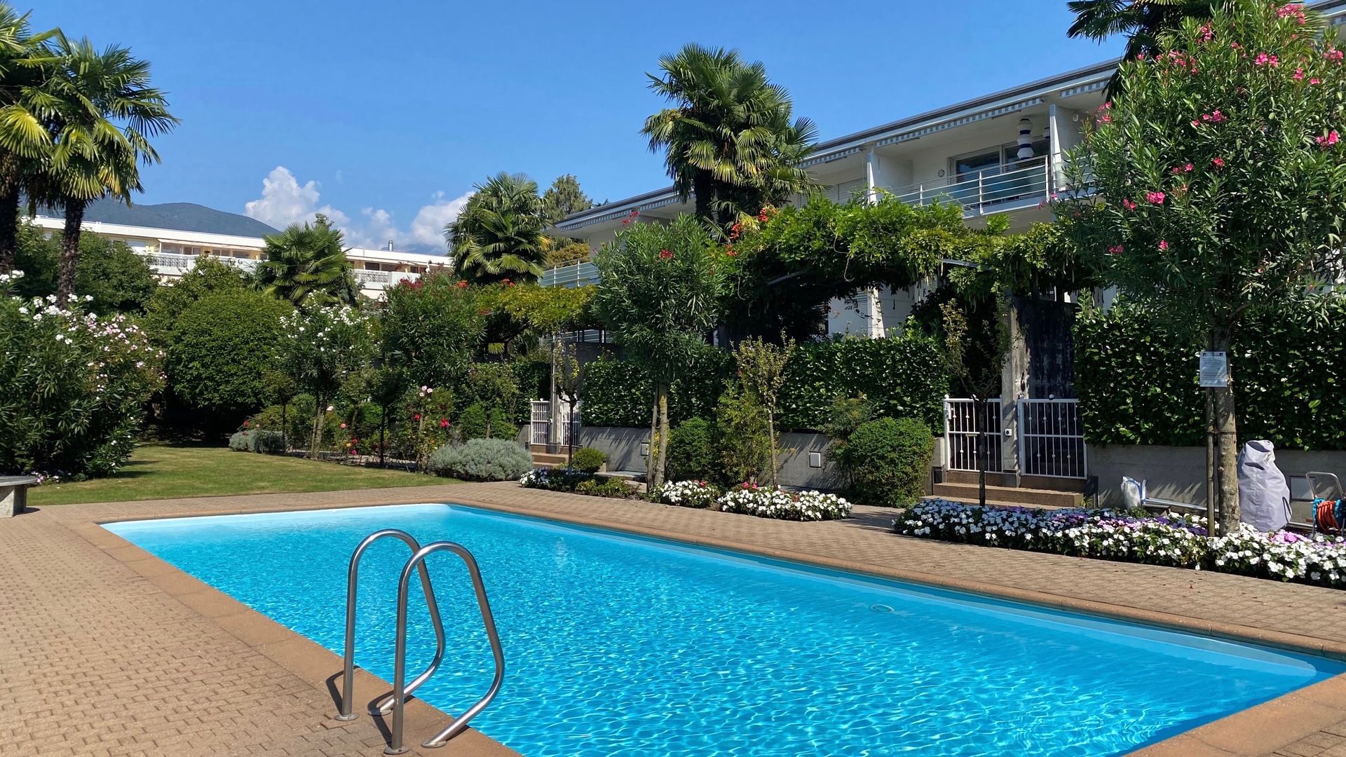 Image 0 - 2,5 room holiday apartment 