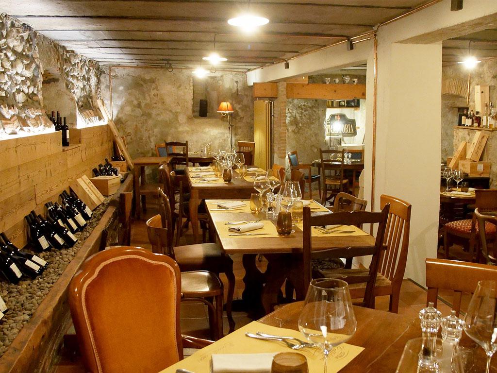 Image 0 - Osteria Caffè Lüis