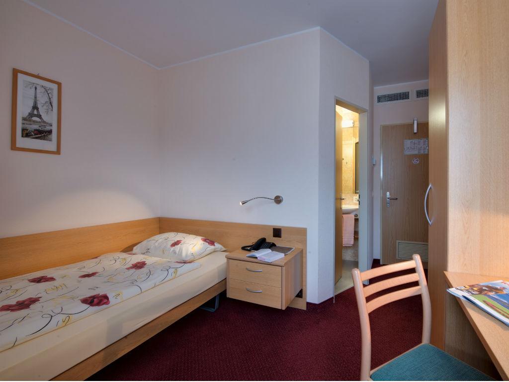 Image 6 - Hotel La Perla