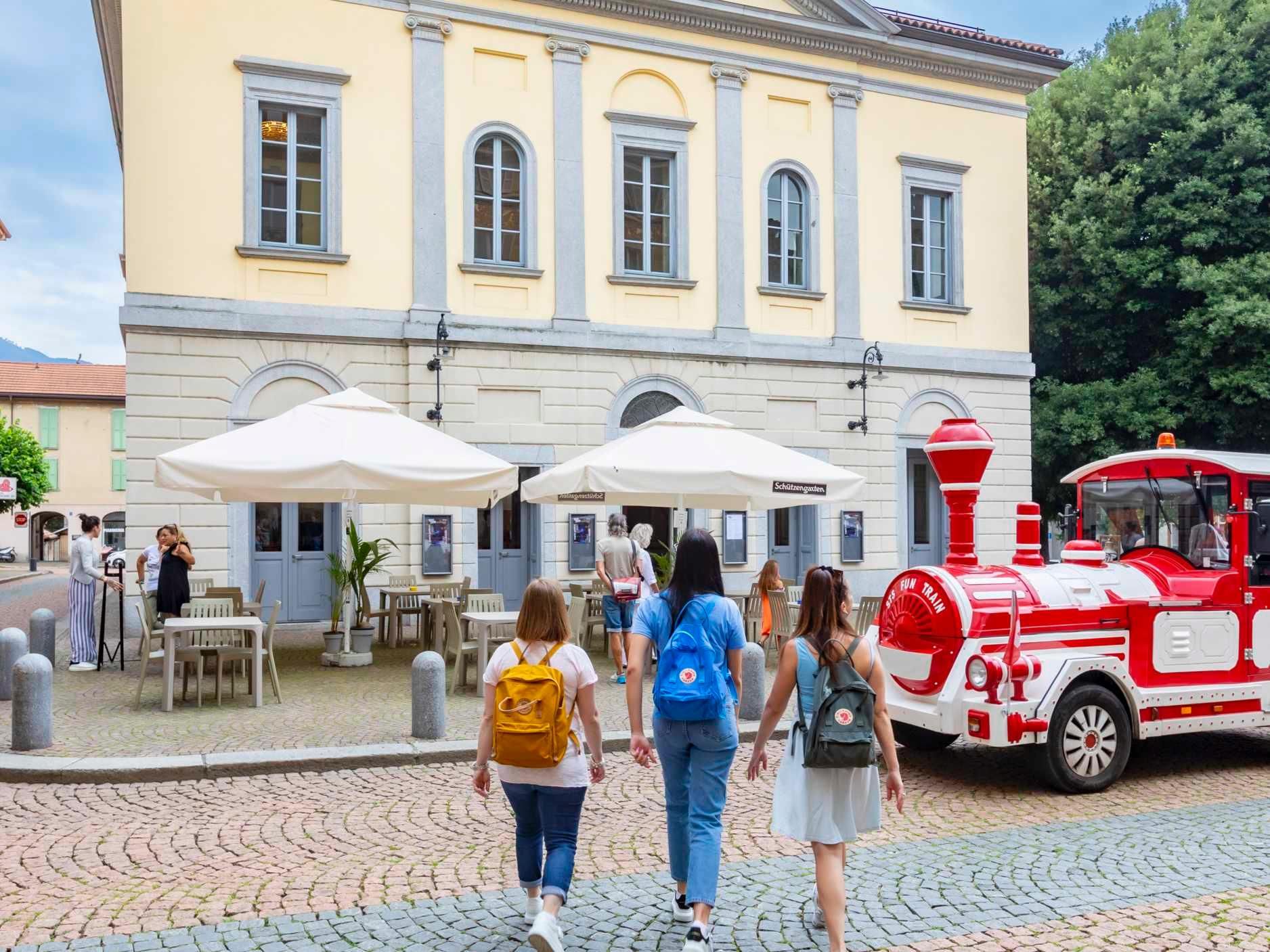 Image 1 - Artù, the small train of the Castles