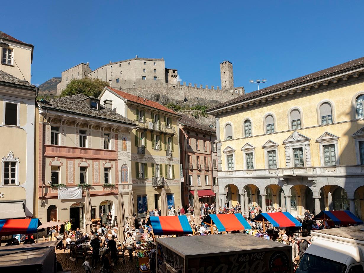 Image 4 - The market of Bellinzona