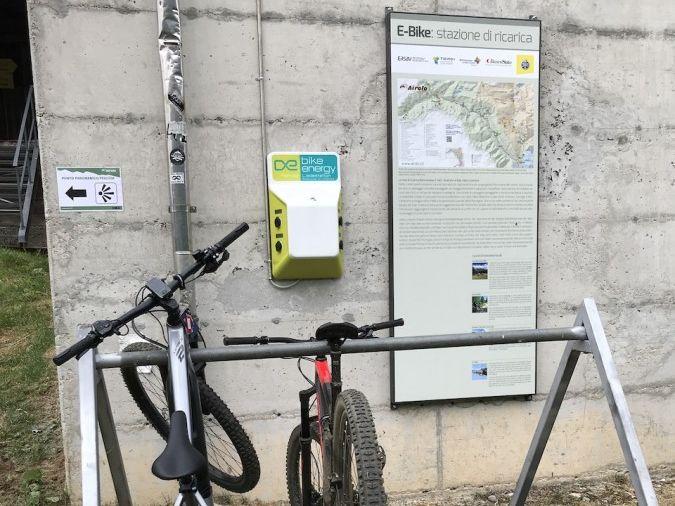 Image 0 - E-bike charging point Airolo-Pesciüm