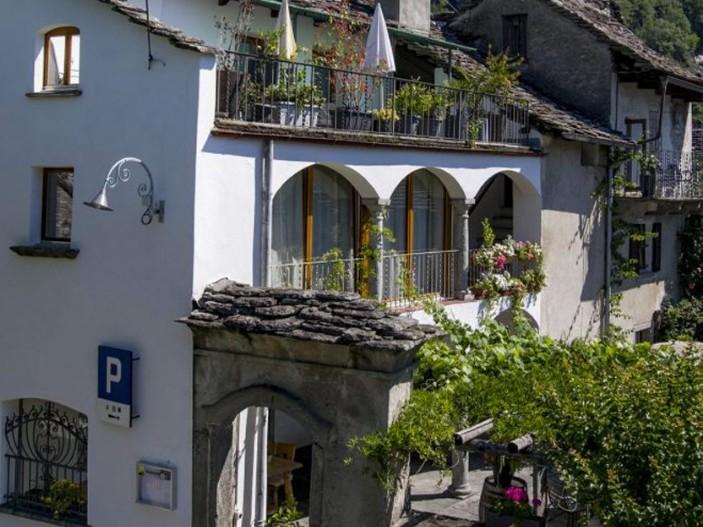 Image 0 - B&B alla Piazzetta di Tegna