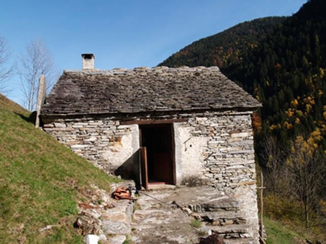 Image 0 - Rifugio Montdint