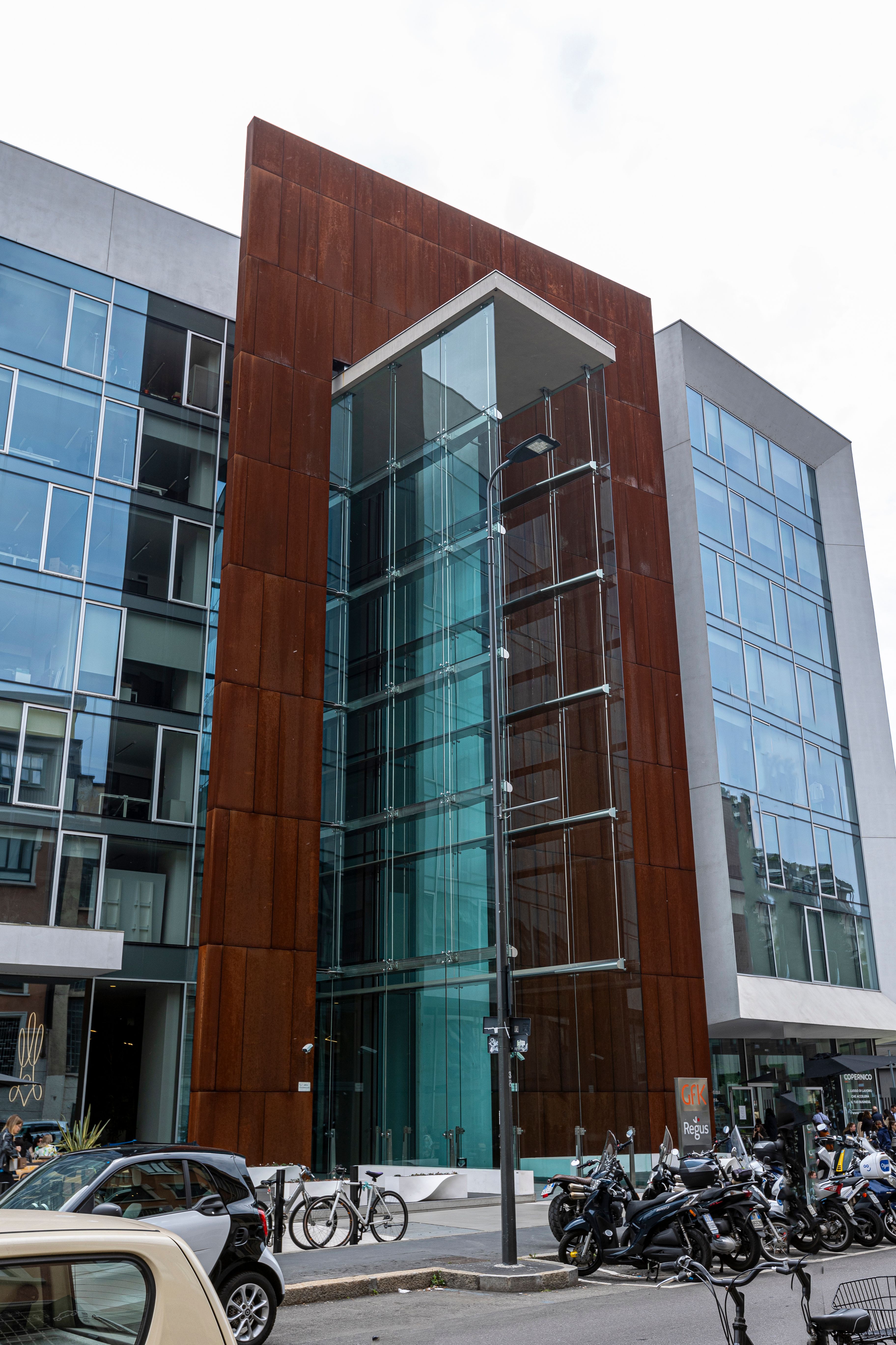 Intervento di riqualificazione delle Torri Ares e Athena