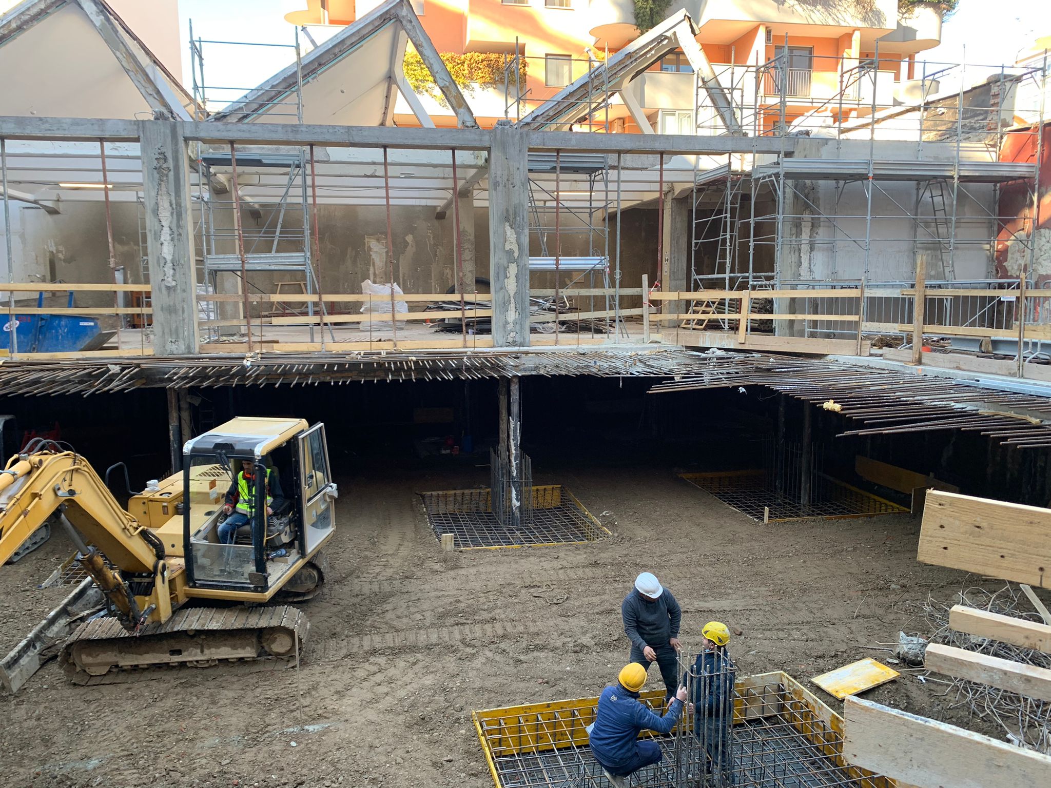 Riqualificazione dell'immobile esistente in Via Melzi d'Eril 34