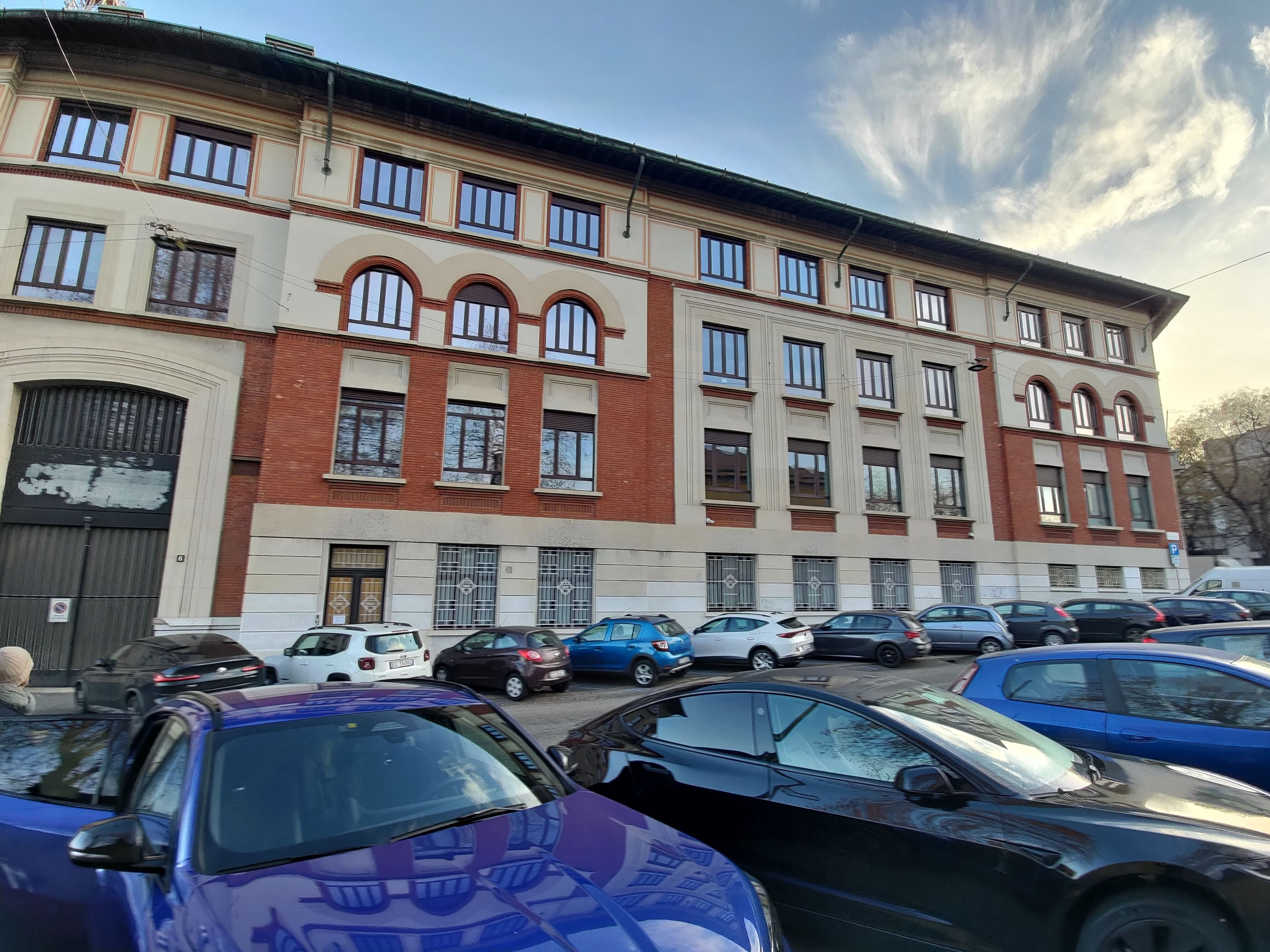 Riqualificazione dell'immobile esistente in Via Francesco Caracciolo 51