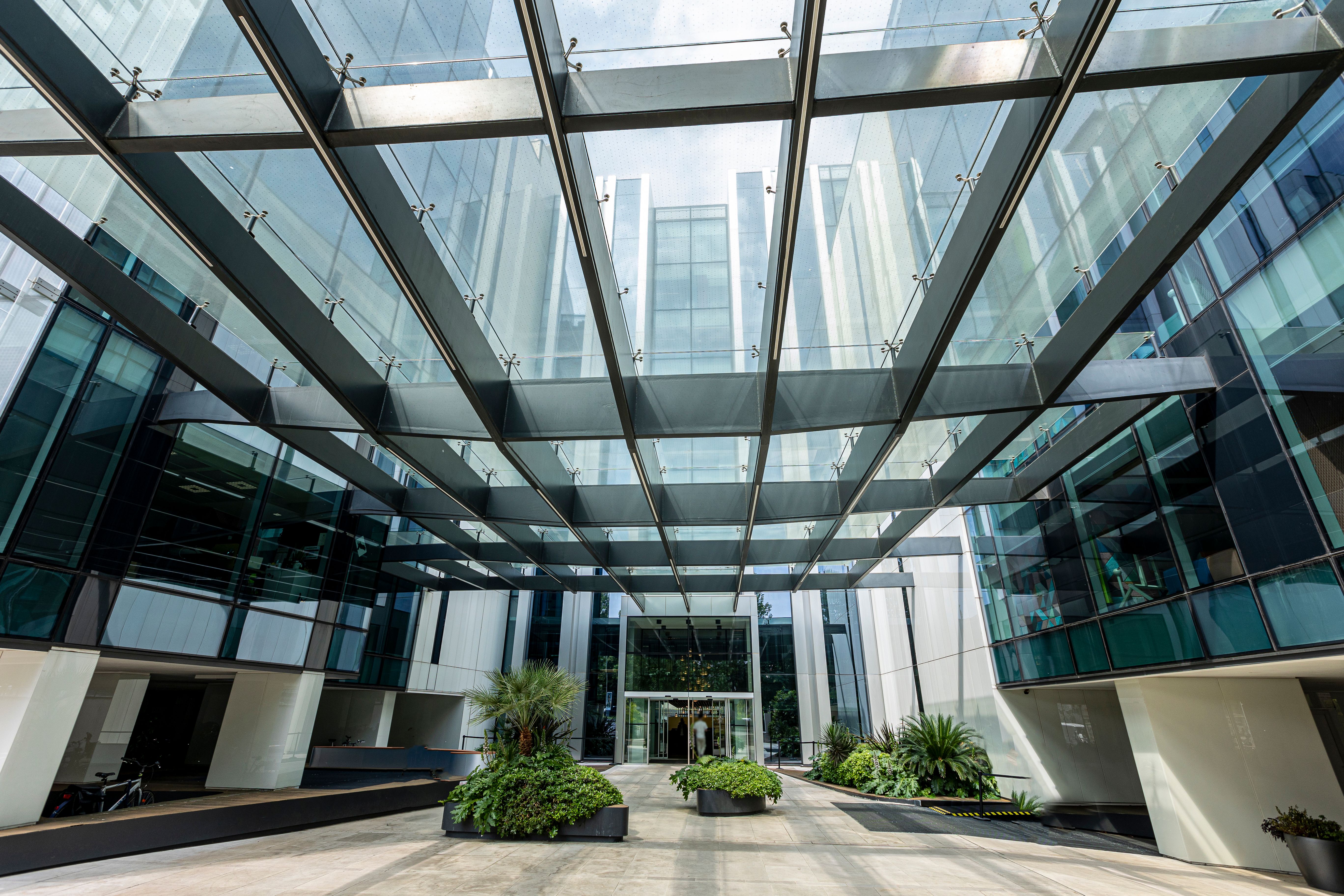 Riqualificazione dell'immobile esistente in Viale Monte Grappa 3