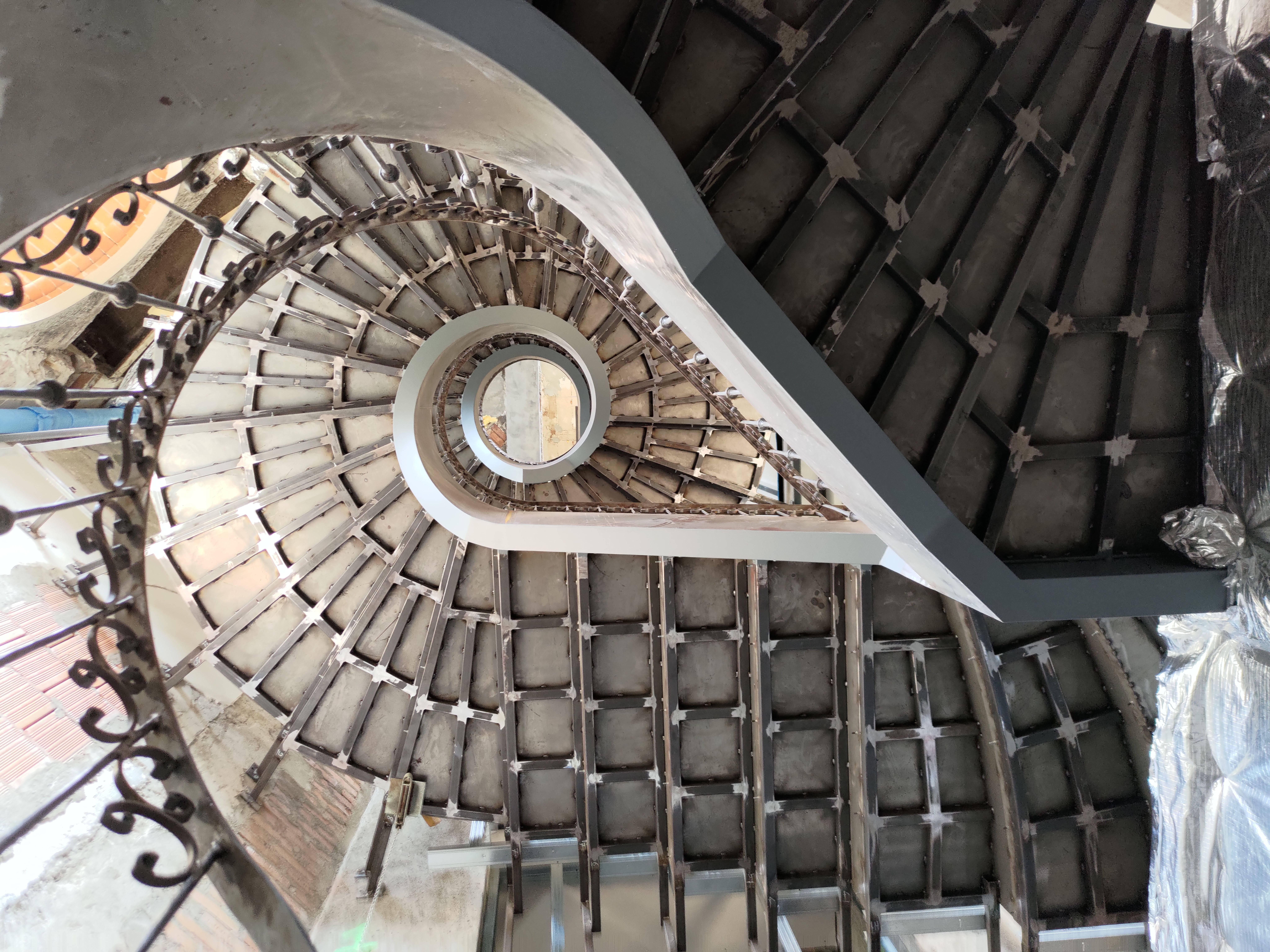 Riqualificazione dell'immobile esistente in Via Paolo Andreani 5