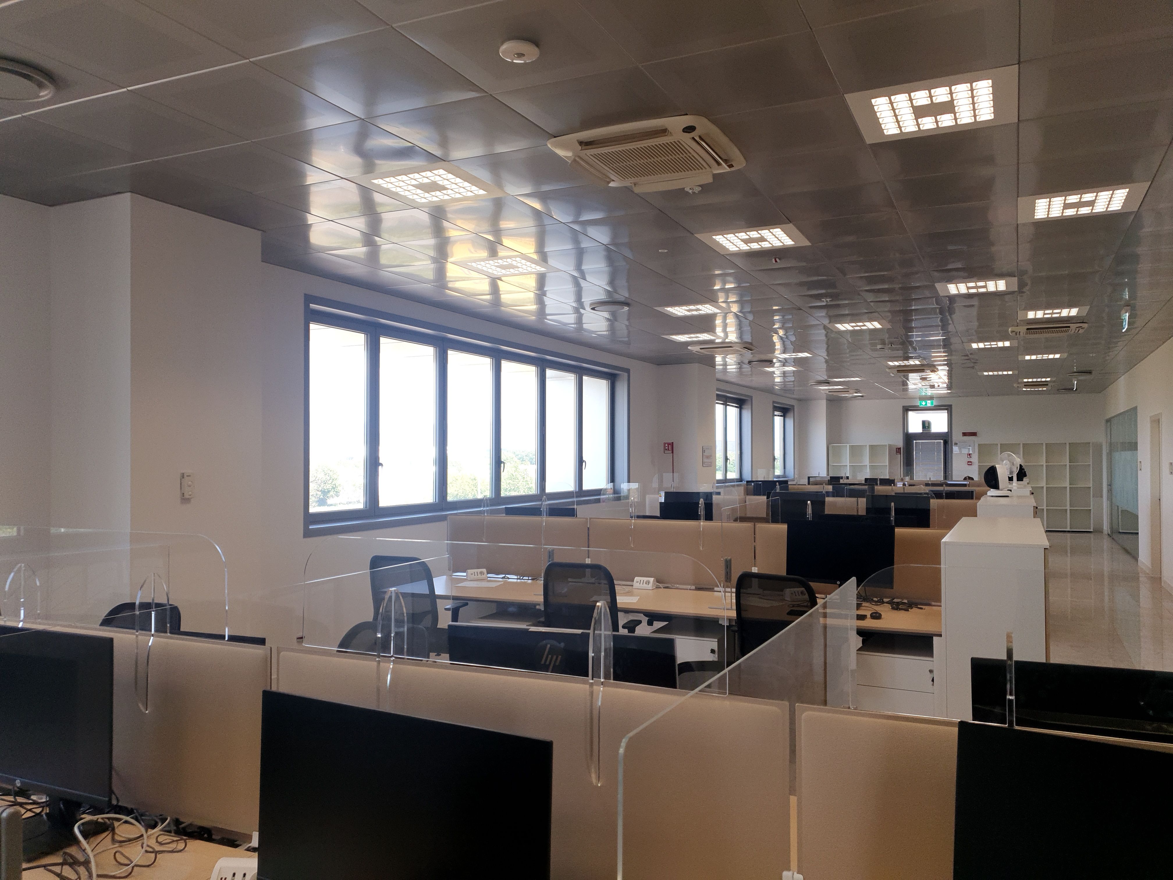 Riqualificazione del DHL Service Point di Azzano San Paolo