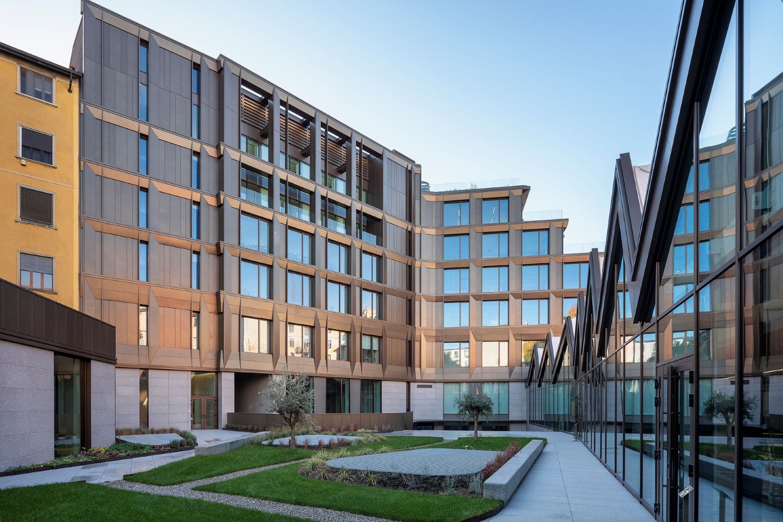 Riqualificazione dell'immobile esistente in Via Melzi d'Eril 34