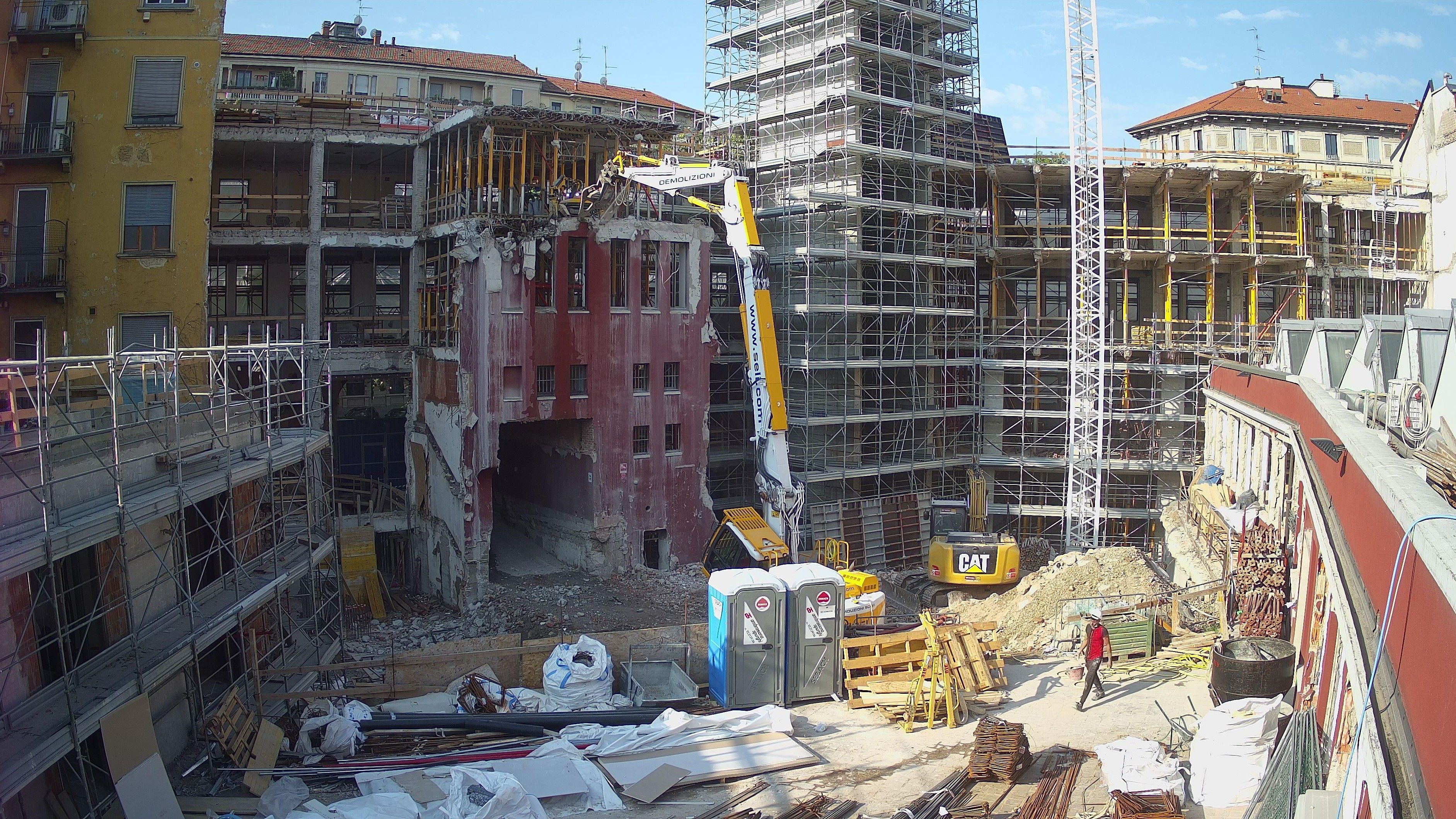 Riqualificazione dell'immobile esistente in Via Melzi d'Eril 34