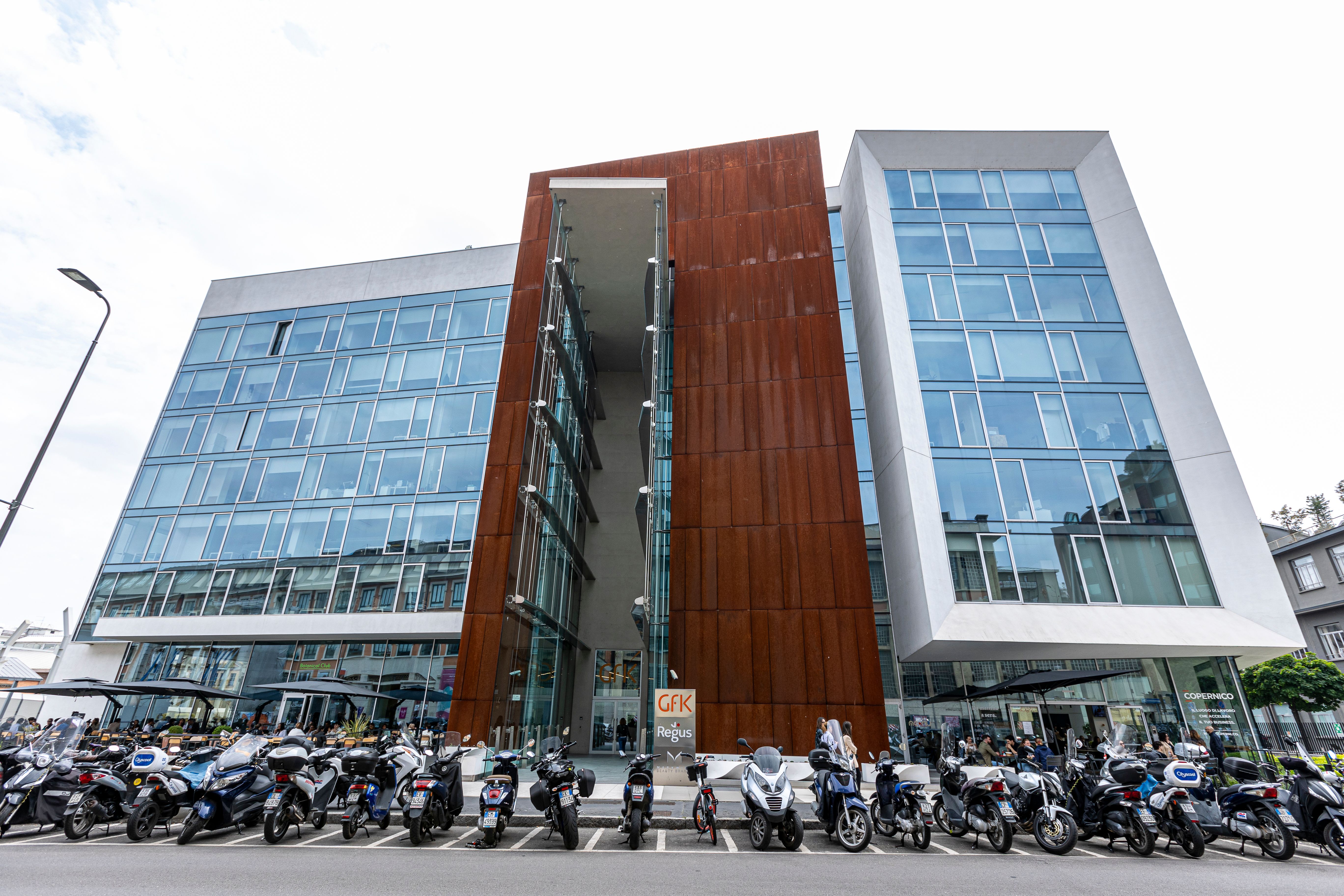 Intervento di riqualificazione delle Torri Ares e Athena