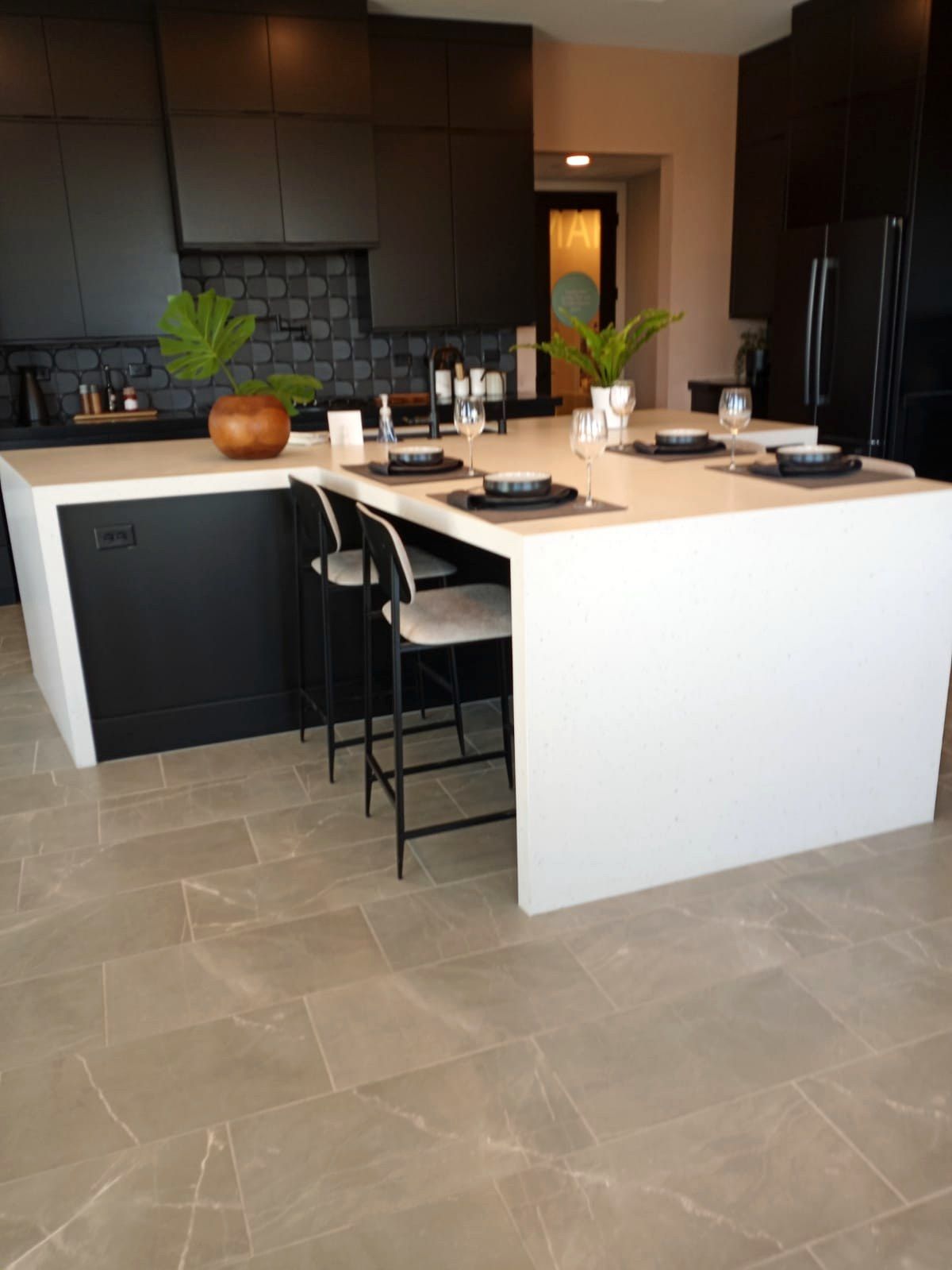 Lake Las Vegas, detail 5: custom cabinetry by LV Cabinets World