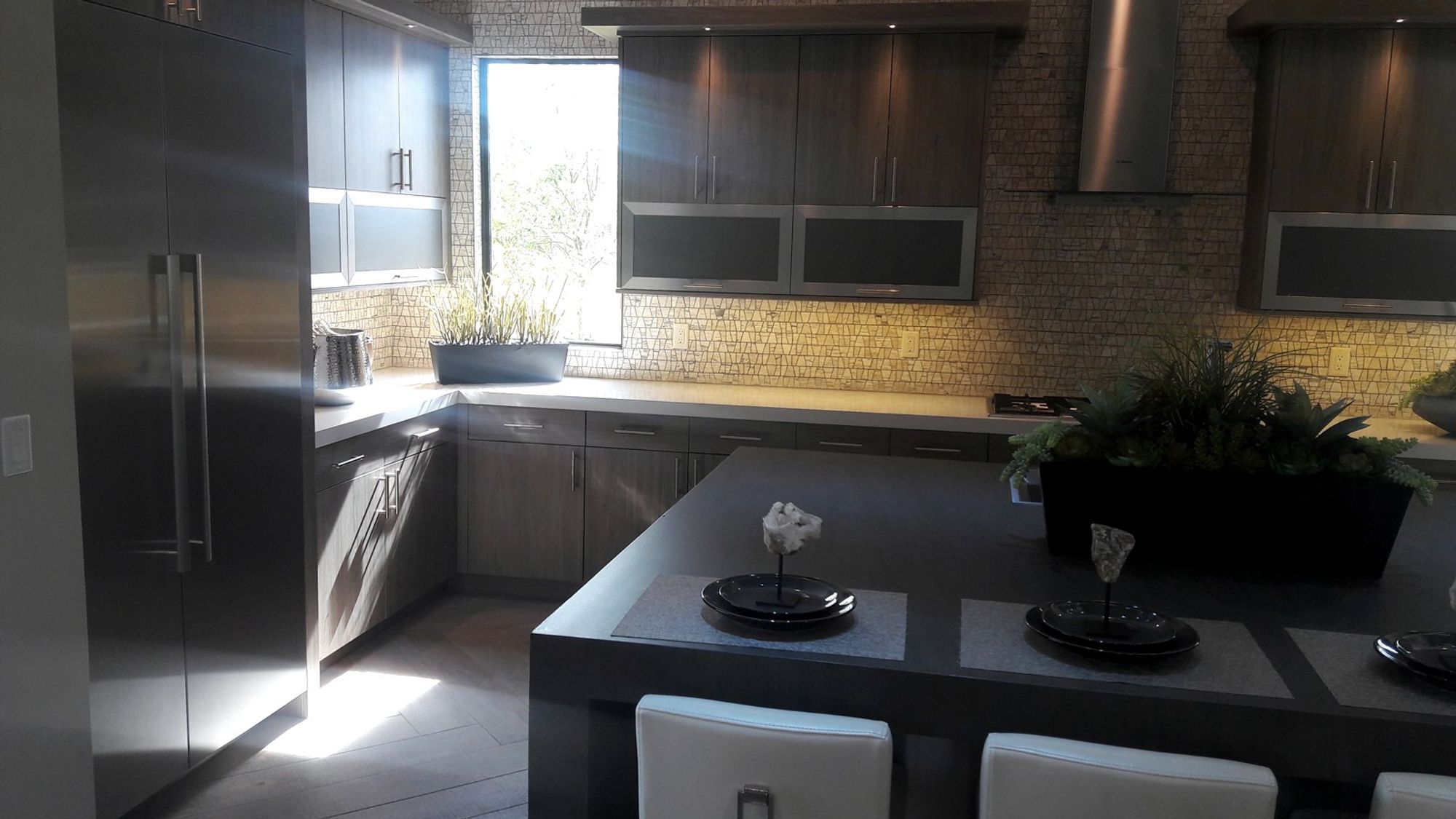 Southern Highlands: custom cabinetry by LV Cabinetry