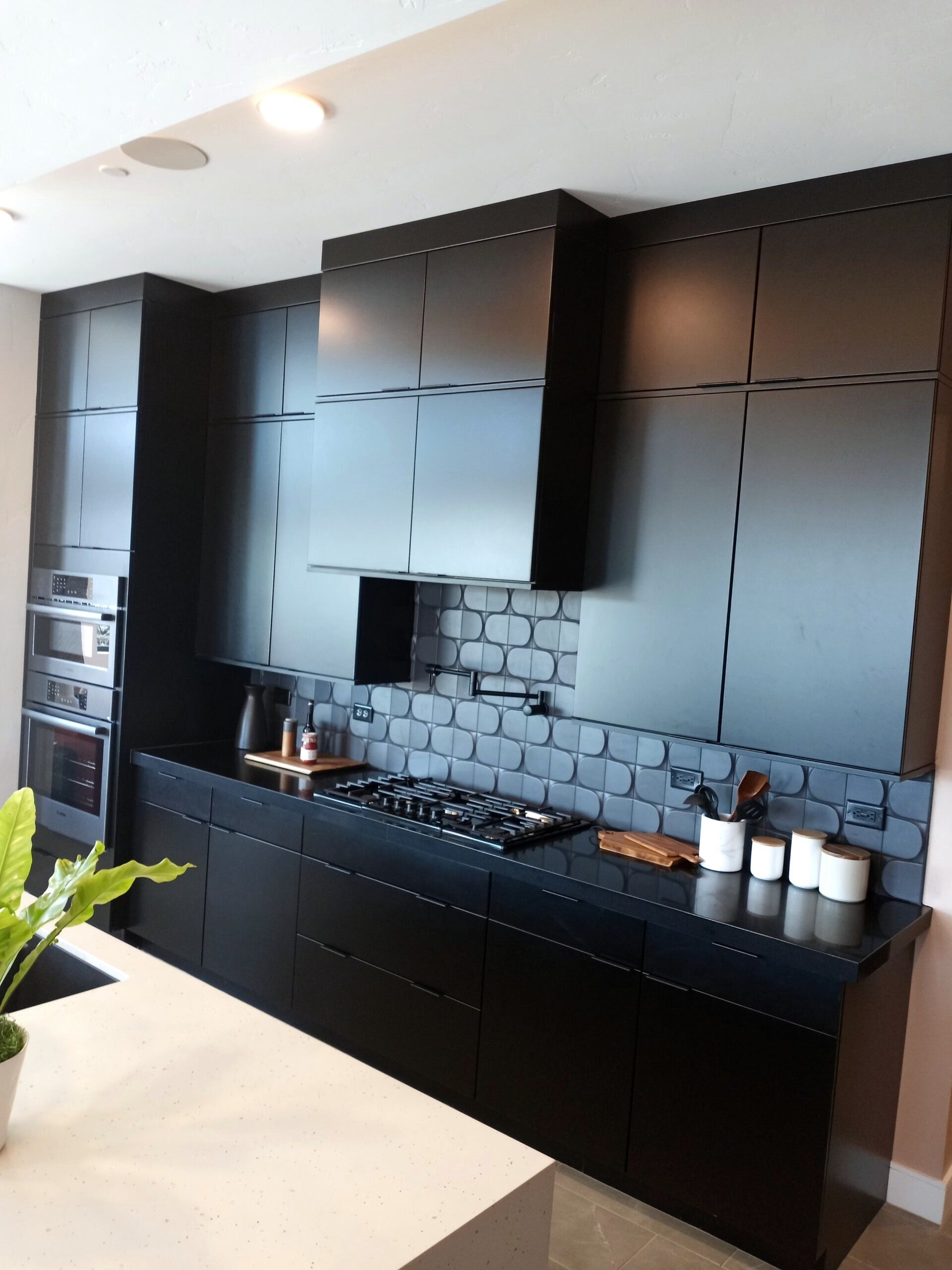 Summerlin, detail 4: custom cabinetry by LV Cabinets World