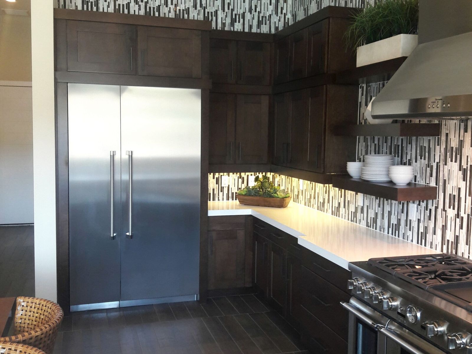 Lake Las Vegas, detail 1: custom cabinetry by LV Cabinets World