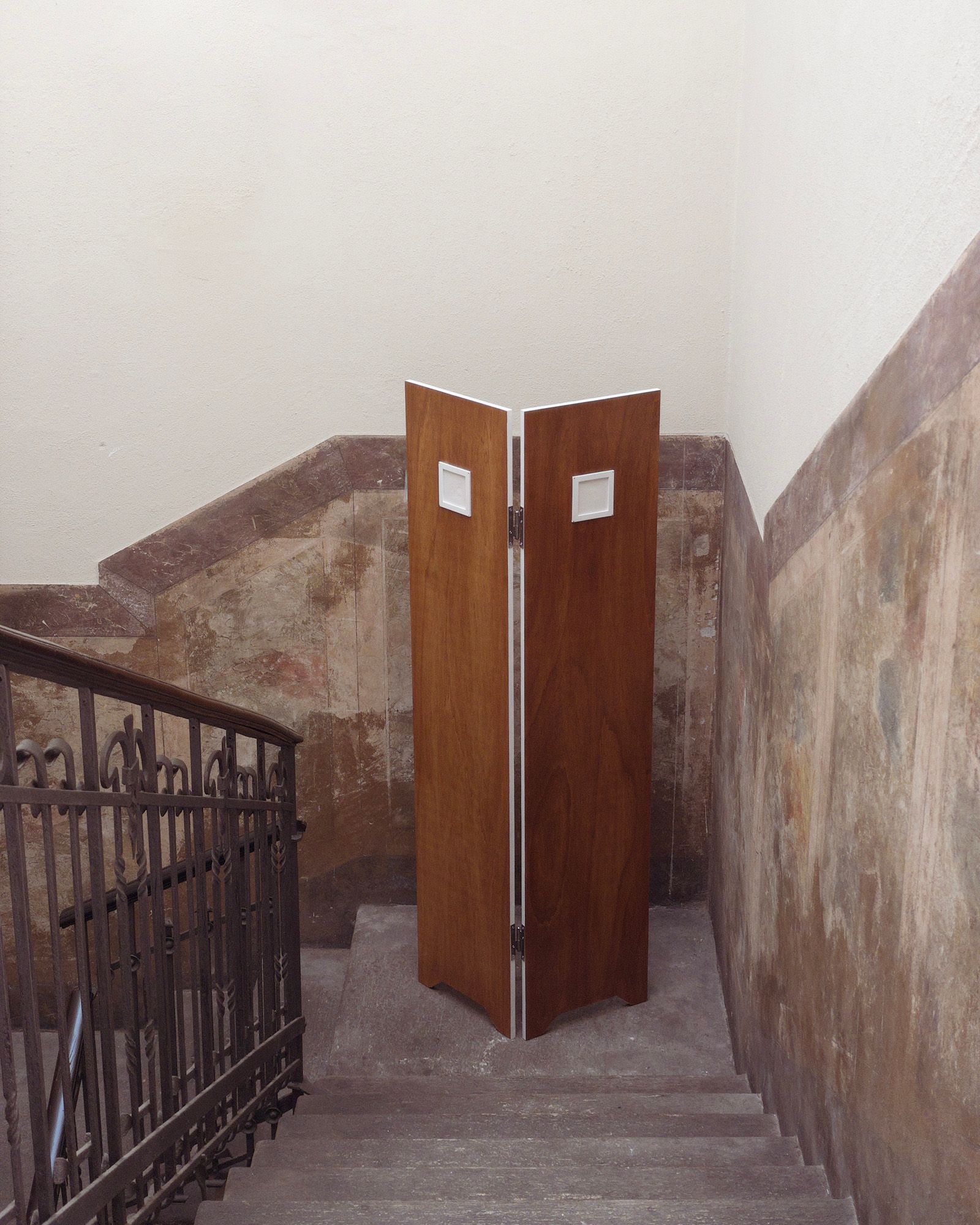Under Divider