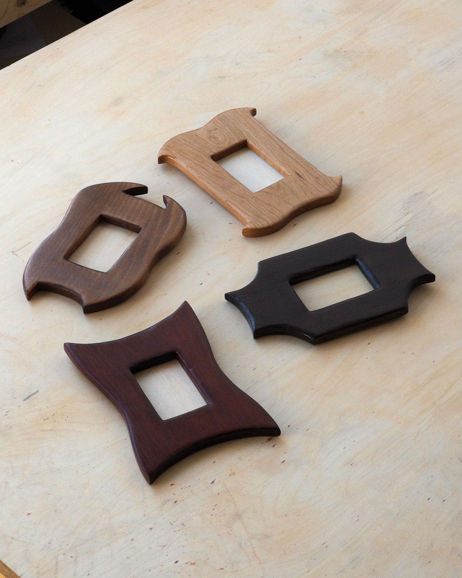 Irregular Frame Form 4