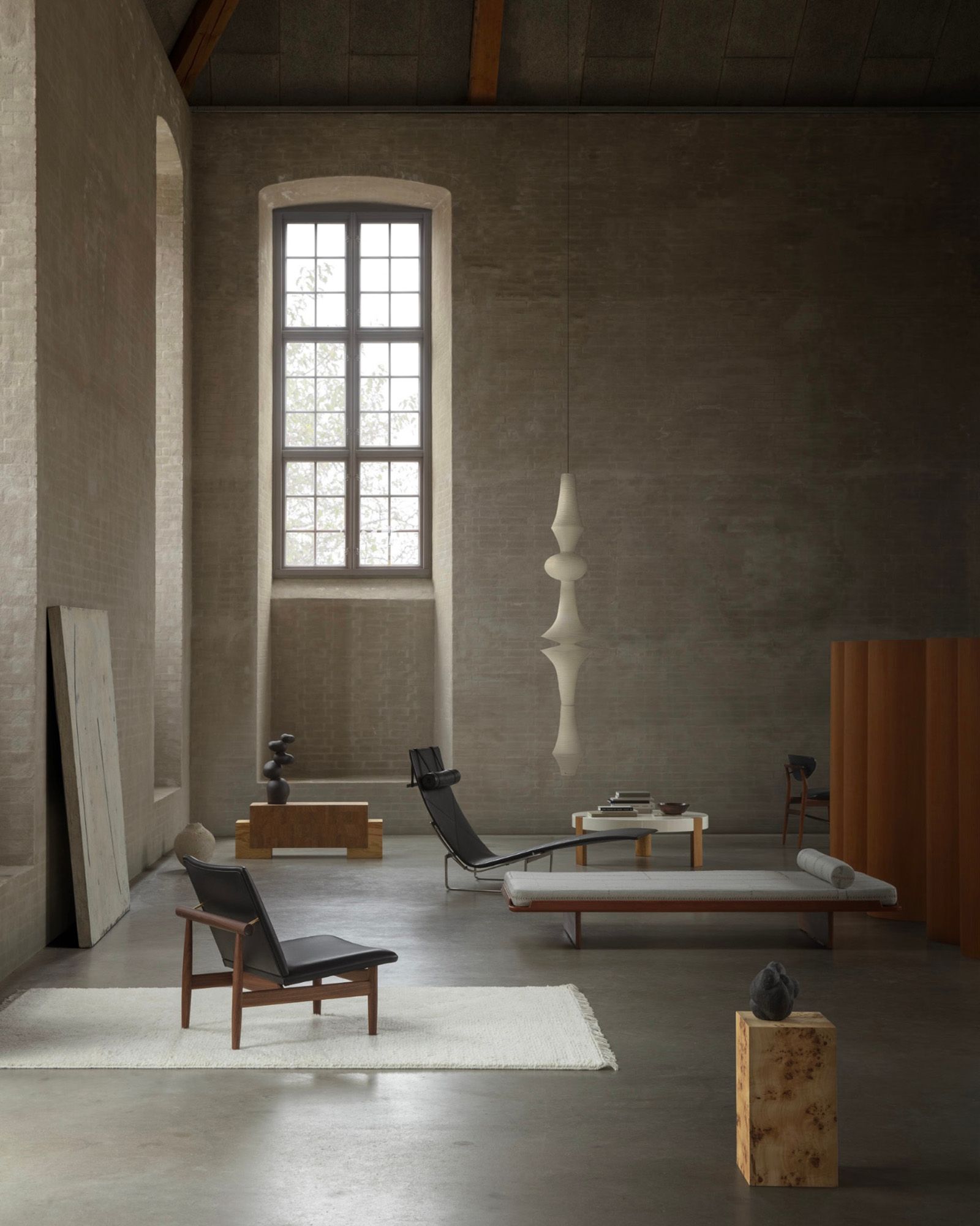 Facade Bench
