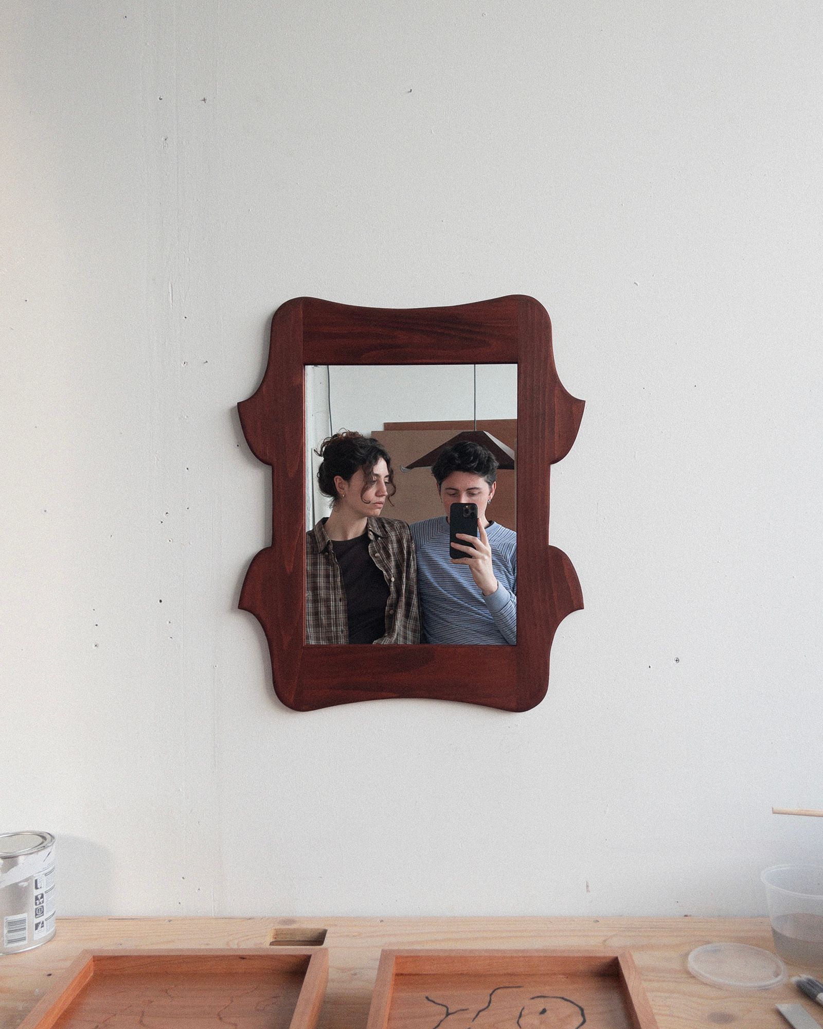 Vestige Mirror Medium