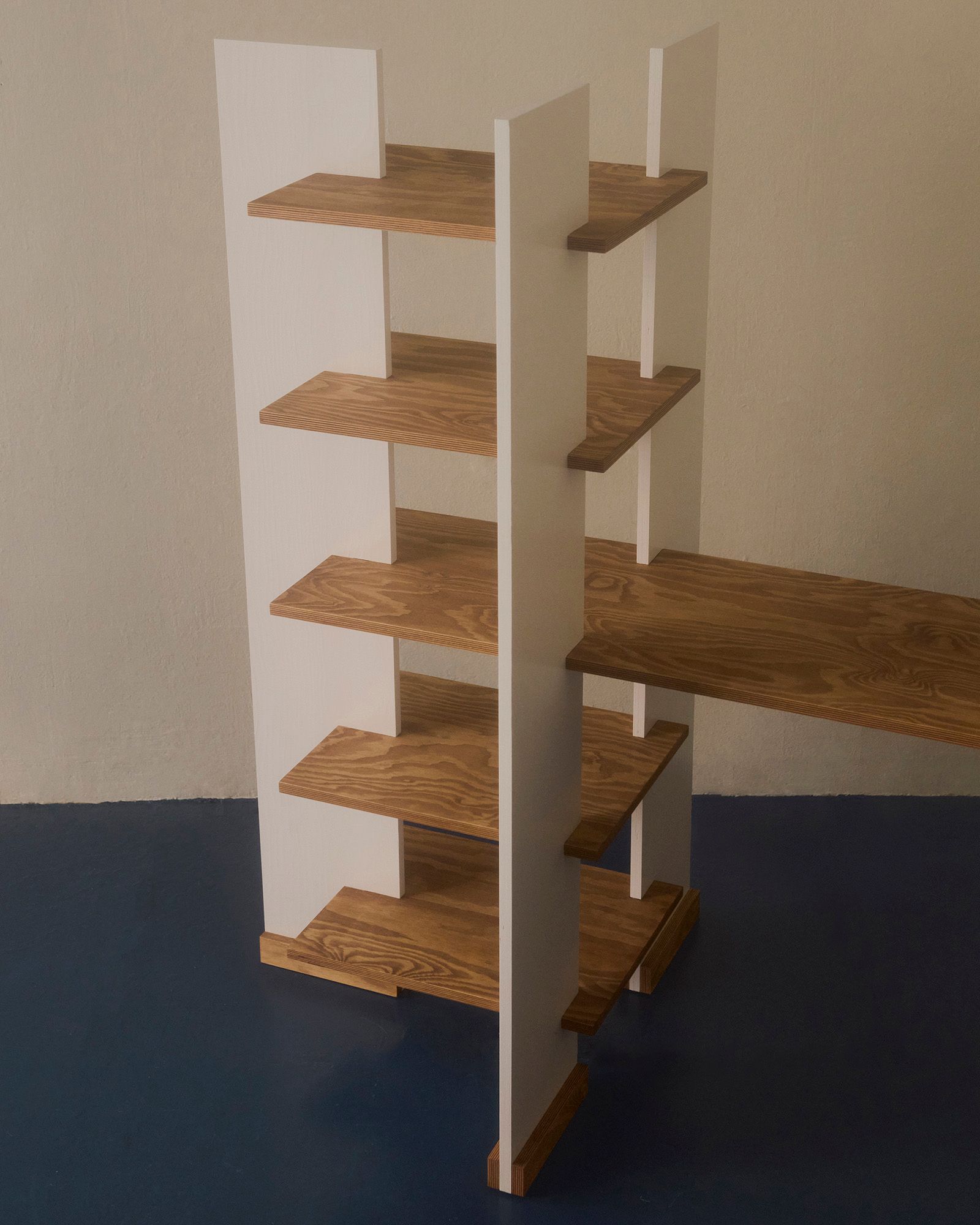 POSS Freestanding Unit